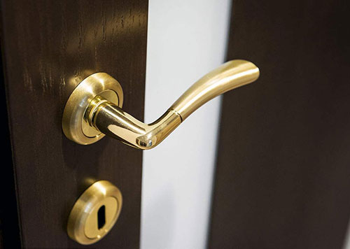 玉龙24小时上门开锁公司