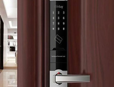 玉龙24小时上门开锁公司